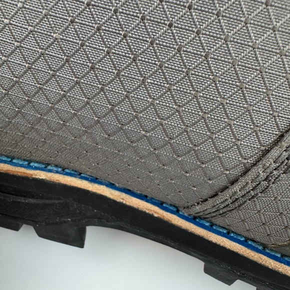 LL Bean Womens Size 8 Knife Edge TEK 2.5 Waterproof Hiking Boots Vibram Soles - Picture 4 of 12